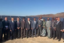 وزير الصناعة والنقل يفتتح محطة الطاقة الشمسية بجيبوتي