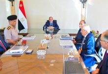 الرئيس السيسي خلال الاجتماع لمناقشة عرضاً للمخطط التنموي الشامل لمدينة الجلالة